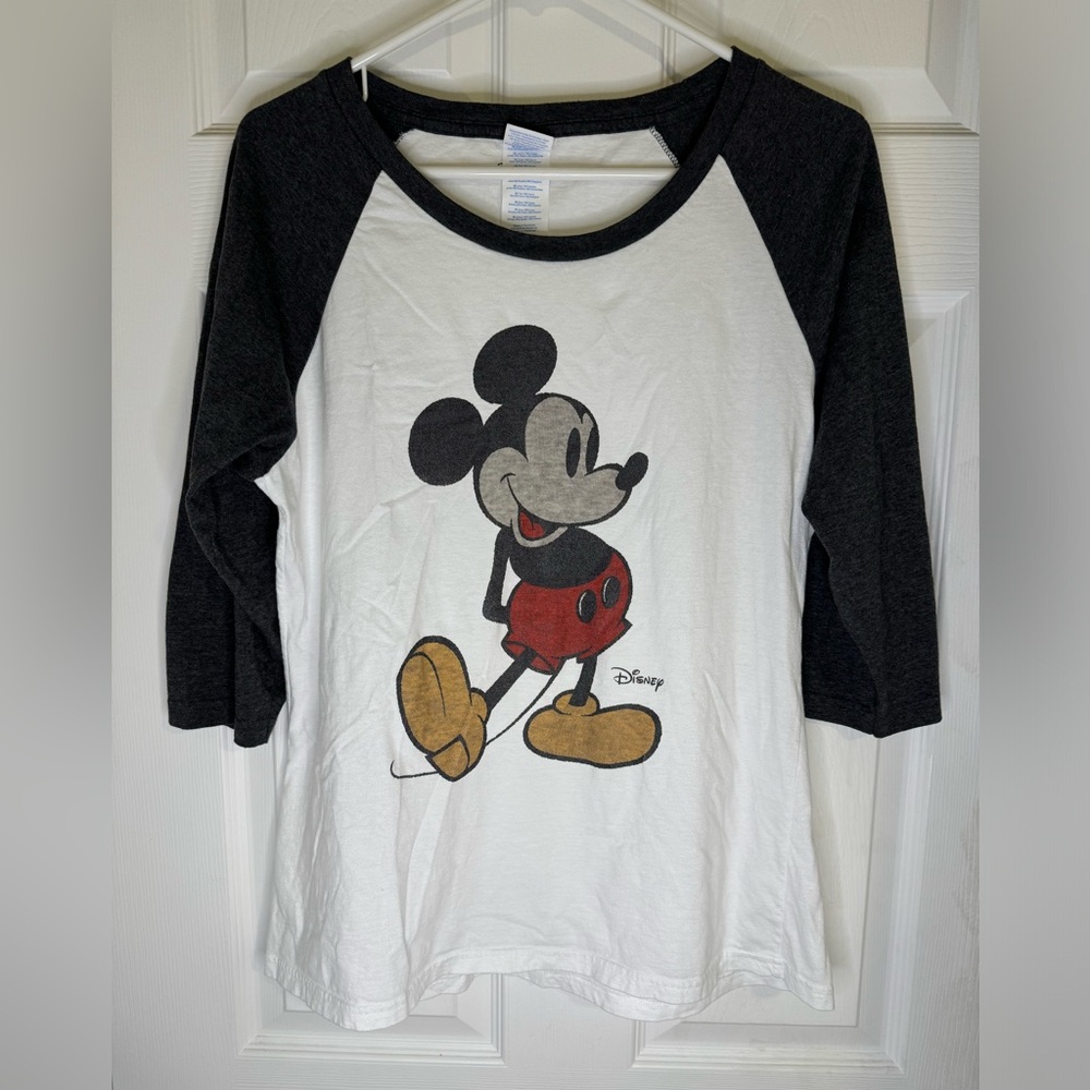 Mickey Mouse Baseball Tee-Shirt - Size: Large